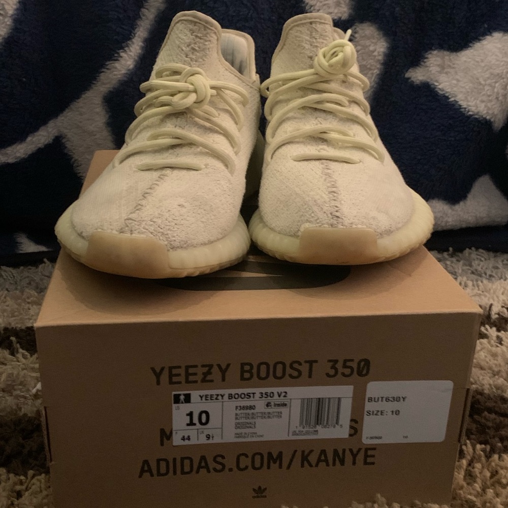 Yeezy butter size 10 8/10 condition ask for pics